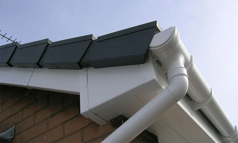 معرفی انواع ناودانی پشت بام