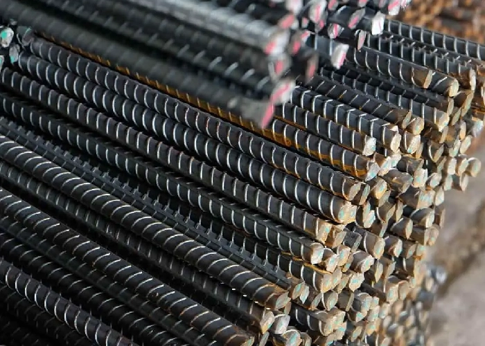 هر شاخه میلگرد ۱۴ چند کیلو است؟ | وزن دقیق میلگرد ۱۴ و نحوه محاسبه