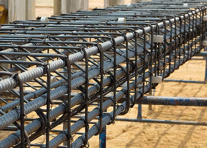 عوامل موثر بر انتخاب بین میلگرد داخلی و وارداتی